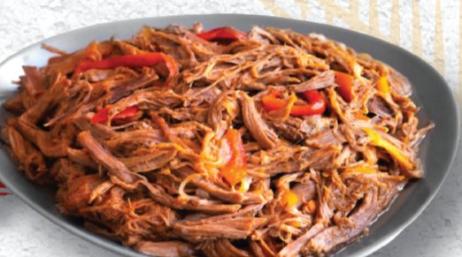 Porción de carne mechada arreglada